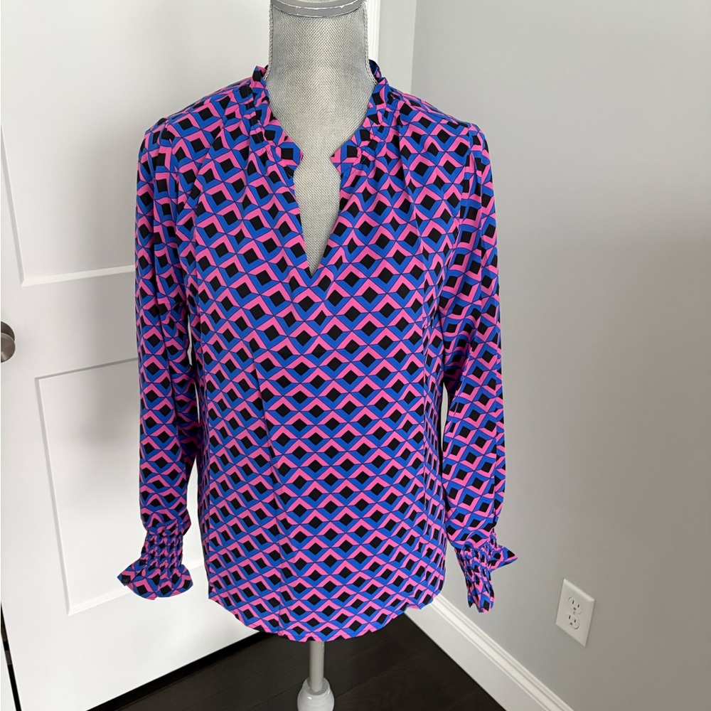 Mascomoda floral long sleeve top, dressy blouse. New with tags